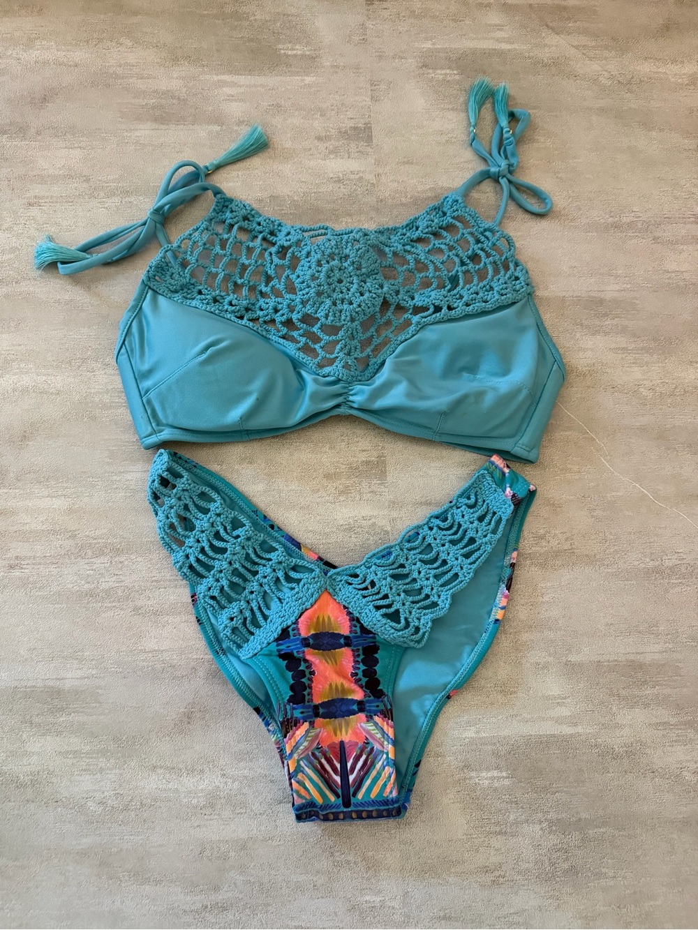 NWT/NWOT | DESPI Turquoise Crochet Bikini Swimsuit Set - Size Small